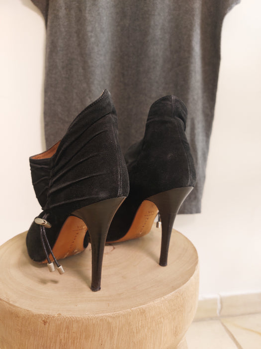 BARBARA BUI Suede low boots