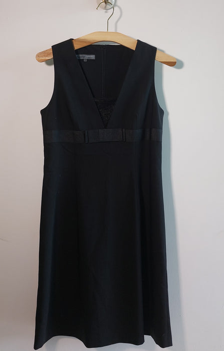 TEENFLO Black straight evening dress with lace inserts
