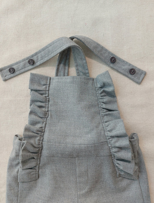 Baby Girl Outfit – TARTINE ET CHOCOLAT Ruffle-Detail Romper & CHLOÉ Long-Sleeved Bodysuit with Ruffled Collar