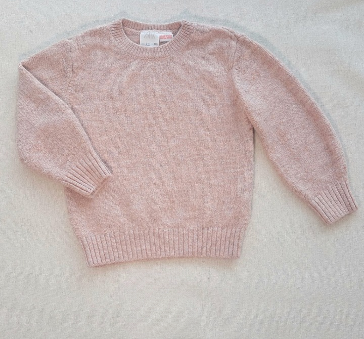 ZARA Knitted sweater